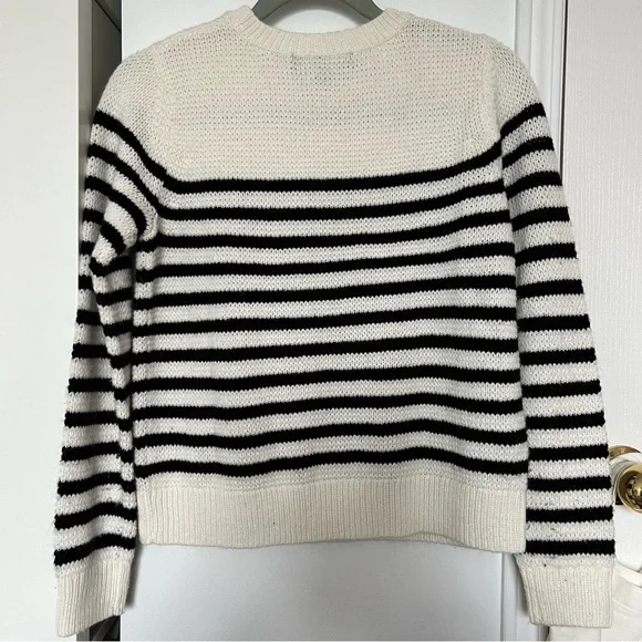 Stripped Sweater - Picture 2 of 5